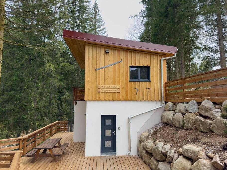 Le Refuge Perche Du Saut De La Bourrique Spa, Terrain Cloture Gérardmer Exterior photo